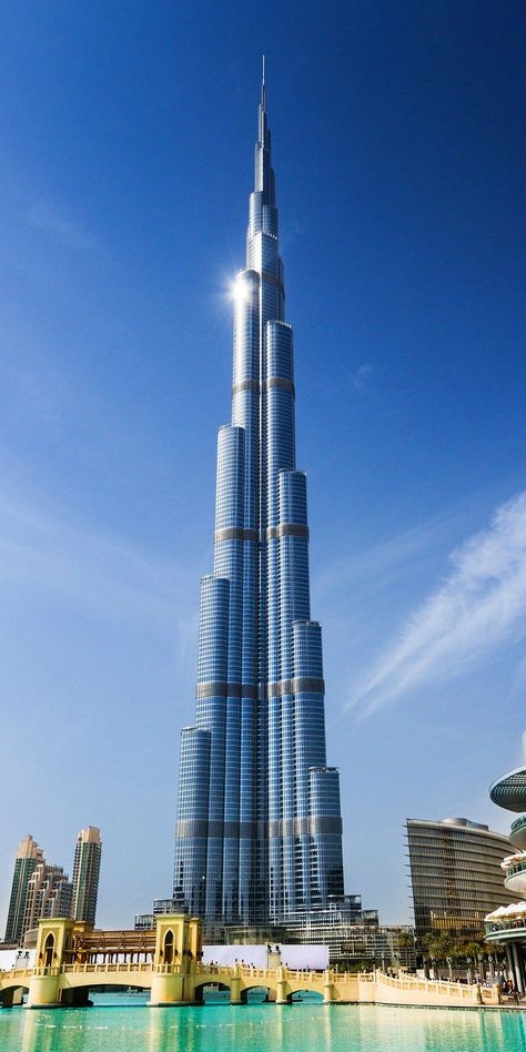 Famous Architecture Buildings, Dubai Buildings, Dubai Burj Khalifa, Marriott Vacation Club, برج العرب, The Burj Khalifa, Dubai Architecture, Khalifa Dubai, Summer Vacation Destinations