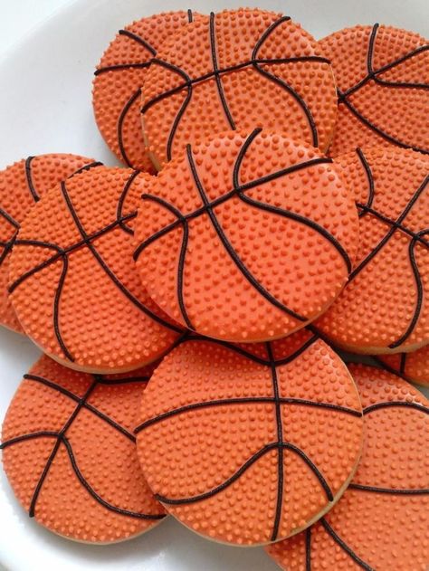 Basketball Royal Icing Cookies, Basketball Party Food, Basketball Birthday Cake, Basketball Cupcakes, Basketball Cookies, Ball Cookies, Sports Cookies, Basketball Birthday Parties, Basketball Cake