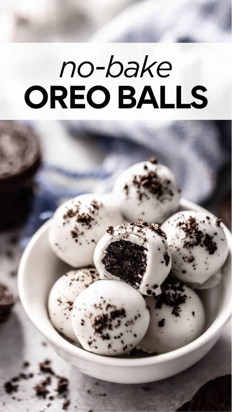 These easy Oreo balls are a delicious 3-ingredient chocolate treat for when you need a last-minute dessert. Choose your favorite flavor of Oreo cookies, combined with brick cream cheese, and dunked in chocolate. Keep plain or top with sprinkles, chocolate drizzle or crushed Oreos. This no-bake Oreo balls recipe is guaranteed to be hit no matter the occasion! #oreoballs #oreotruffles Oreo Balls Recipe 3 Ingredients, Easter Truffles, Oreo Balls Christmas, Oreo Ball, Oreo Torte, Oreo Balls Recipe, Easy Holiday Cookies, Oreo Truffles Recipe, Oreo Desserts