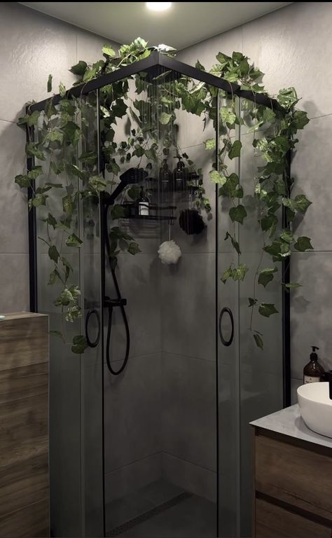 Deco Studio, Dark Home Decor, Aesthetic Bathroom, Dream Apartment Decor, Future Apartment Decor, Dark Home, Dream House Rooms, Bathroom Inspiration Decor, Apartment Decor Inspiration