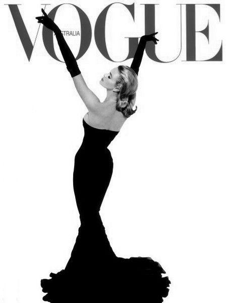 de Édition Lingerie Inspirations Vogue cover !!!!!!!! Vintage Vogue Covers, Editorial Vogue, Vogue Vintage, Vogue Magazine Covers, Fashion Cover, Vogue Covers, Vogue Magazine, Vintage Magazines, Vintage Vogue