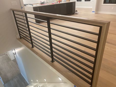 Modern hand rail with black iron and white oak Stairs Separator, Half Walls Staircase, Wood And Metal Railing Indoor, Metal Stair Railing Ideas, Modern Hand Rail, Hand Rail Ideas, Half Wall Staircase, Indoor Railings, Wall Separator