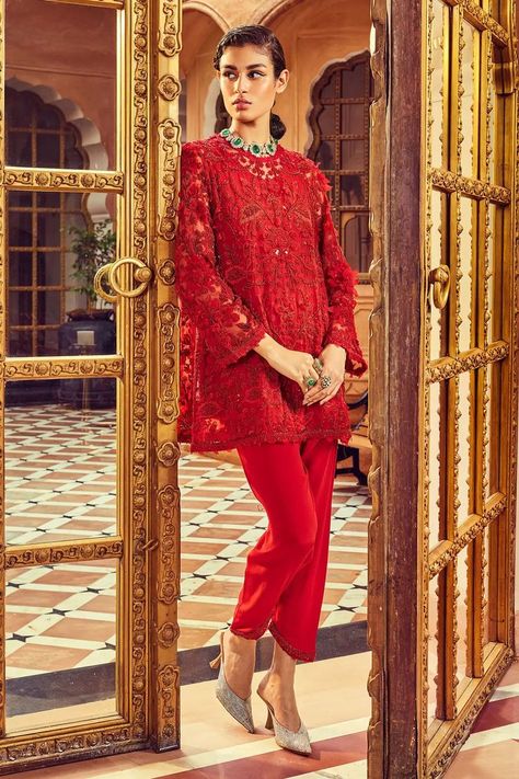 Scarlet Red Organza Embellished Short Kurta and Harem Pant Set Ridhima Bhasin, Indian Kurti Designs, Red Kurta, Floral Embellishment, Embroidered Hem, Short Kurta, Harem Pant, Embroidery Top, Fancy Dress Design