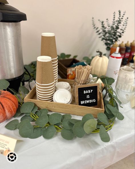 Brewing Baby Shower Ideas Coffee, Iced Coffee Bar Baby Shower Ideas, Brunch Bar Baby Shower Ideas, A Baby Is Brewing Baby Shower Ideas Tea, Fall Baby Shower Activities, Baby Brunch Decor, Baby Brewing Coffee Shower Ideas, Brunch Baby Shower Ideas Food, Coffee Shop Baby Shower Ideas