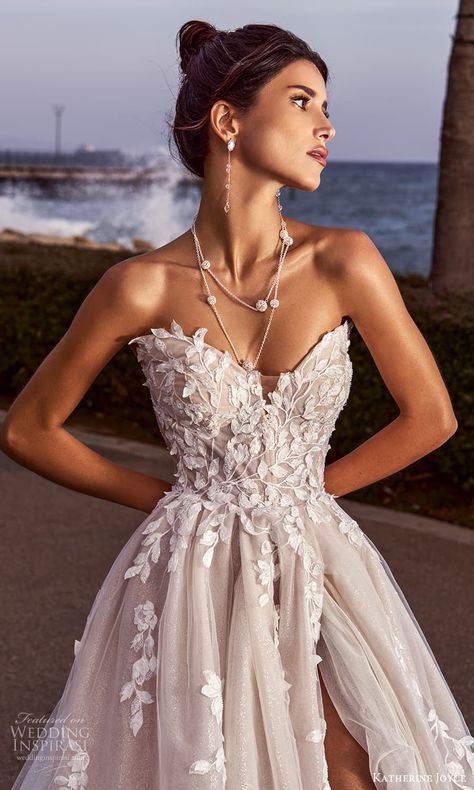 Wedding Dresses 2025 Bride, A-line Dress With Corset Back For Wedding, Wedding Dresses 2022 Corset, Wedding Dresses 2025, Wedding Dress 2025, Spring Wedding Off-shoulder Corset Dress, 2025 Wedding Dresses, Wedding Corset Dress With Sweetheart Neckline And Sweep Train, Summer Wedding Corset Dress With Heart-shaped Neckline