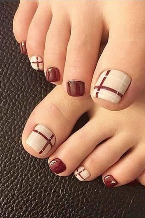 These cute toe nails designs are TOO good. Looking for Toe Nail Designs! Whether you want cute or simple toe nails designs, we've got it ALL November Toe Nails Designs, Thanksgiving Toe Nail Designs, Fall Nails And Toe Nails, Brown Pedicure Ideas Toenails, Burgundy Pedicure Toenails, Halloween Nails Easy Diy, Fall Toenail Colors 2023, Pedicure Fall 2024, November Toe Nails