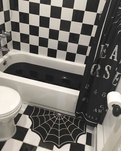 Goth Bathroom, Goth Apartment, Boho Glam Home, Gothic Bathroom, Goth Houses, Spooky Home Decor, Dark Home Decor, Goth Home, Goth Home Decor