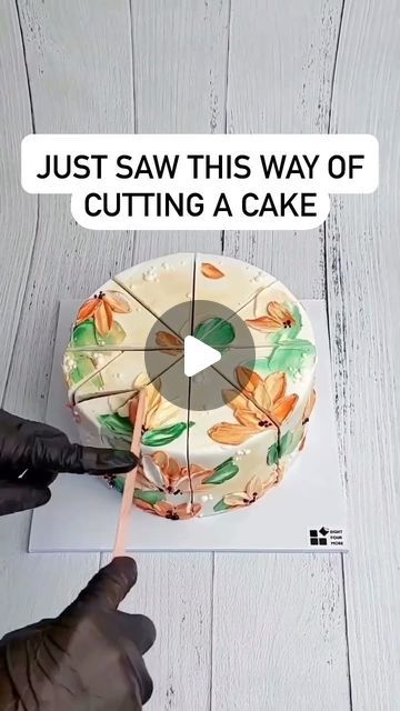 Connor Price, Amazing Food Hacks, Cake Hacks, Round Cake, Cake Makers, Got To Be, Cake Frosting, Cake Decorating Tips, Round Cakes