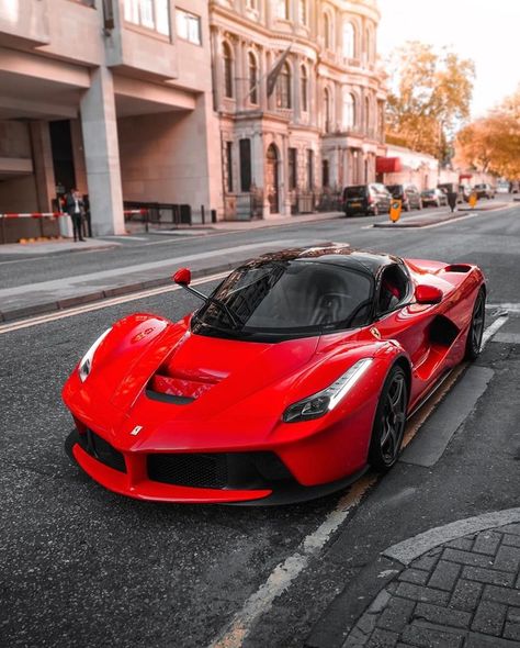 Ferrari La Ferrari Wallpaper, La Ferrari Wallpaper, Red Ferrari Aesthetic, Aesthetic Car Accessories, Tokyo Drift Cars, Hd Photography, Wallpaper Luxury, Ferrari Scuderia, Ferrari 360