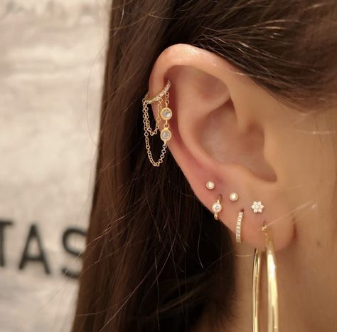 Constellation Piercings, The Dubai Mall, Maria Tash Earrings, Unique Ear Piercings, Ear Peircings, Ear Lobe Piercings, Cool Ear Piercings, Pretty Ear Piercings, Maria Tash