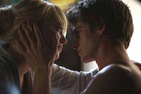 Spiderman Gwen Stacy, Peter And Gwen, Andrew Garfield Spiderman, Garfield Spiderman, Bug Boy, I Love Cinema, Gwen Stacy, Spider Gwen, Movie Couples