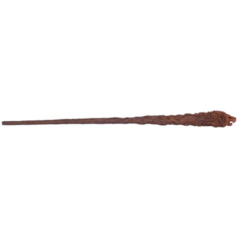 Inspired by the bold and mighty animal of Gryffindor House, the Gryffindor Mascot Wand celebrates leonine courage and daring in the face of conflict. Perfect for all proud Gryffindors, this design is for those who valiantly roar into the unknown. Gryffindor Wand, Wand Harry Potter, Gryffindor House, Harry Potter Shop, Harry Potter Wand, Into The Unknown, Harry Potter Fan, The Unknown, Wizarding World