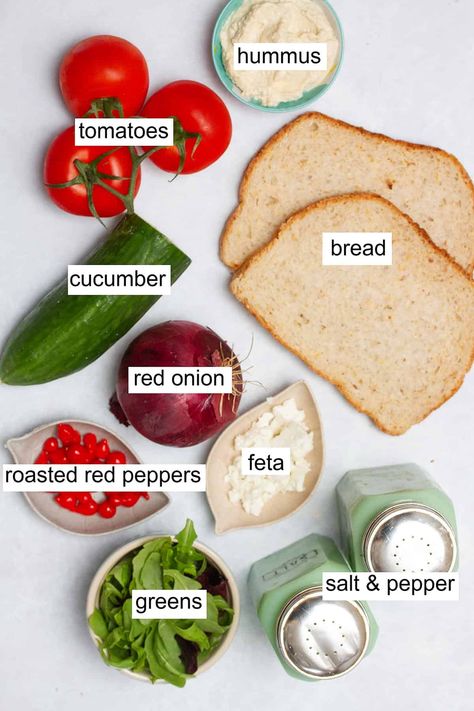 Mediterranean Veggie Sandwich, Low Calorie Sandwich, Mediterranean Sandwich, Veggie Sandwich Recipes, Vegetarian Sandwich Recipes, Hummus Sandwich, Jeff Mauro, Vegan Grocery List, Healthy Sandwich Recipes