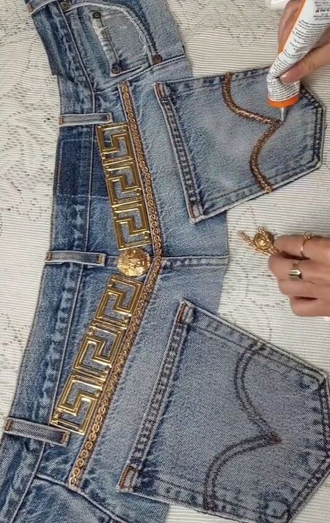 Denim Gauchos Outfit, Denim Belts Diy, Jean Jewelry Diy, Denim And Diamonds Gala Outfit, Upcycle Clothes 2023, Diy Denim Belt, Denim And Bling Outfits, Jean Diy Upcycle, Jean Boots Outfit