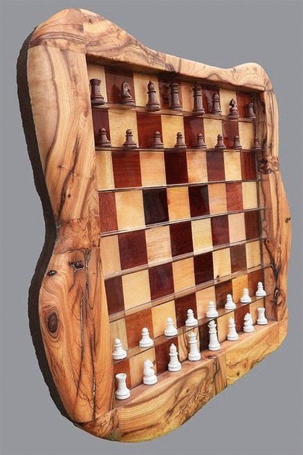 Wooden Chess Board, Chess Boards, Chess Sets, Woodworking Projects That Sell, Diy Holz, Popular Woodworking, Wooden Chess, Beginner Woodworking Projects, Wood Plans