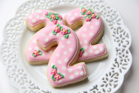 Number Cookies 1 dozen...can be ordered via Etsy Shop Number Cookies, Cookie Birthday Party, Monogram Cookies, Alphabet Cookies, Sugar Cookie Royal Icing, Pretty Cookies, Baby Cookies, Fancy Cookies, Cookie Frosting