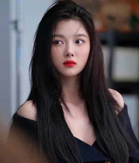 ★彡#𝑲𝒊𝒎_𝒀𝒐𝒐_𝑱𝒖𝒏𝒈彡★ Kim Yoo Jung Photoshoot, Kim Yoojung, Kim You Jung, Korean Picture, Men Hair Color, Kim Yoo Jung, Korean Girl Fashion, Korean Actresses, Korean Celebrities