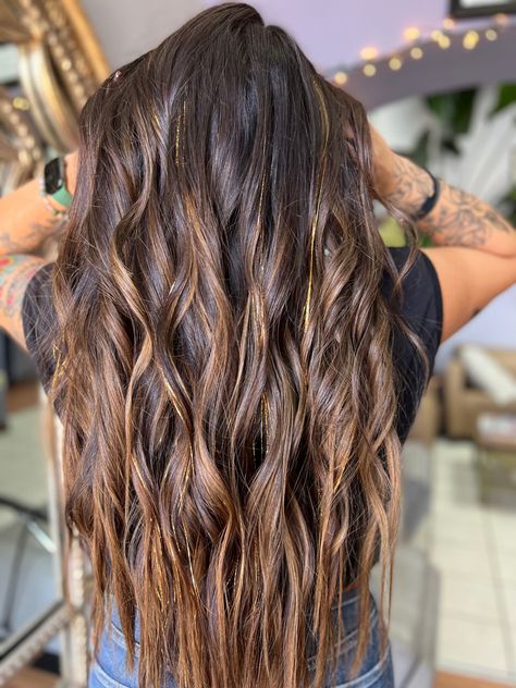 Hair Tinsel Balayage, Balayage, Cute Tinsel Hair, Tinsel Hair Brunette, Brown Hair With Gold Tinsel, Hair Tinsel Wedding, Brown Hair With Highlights And Tinsel, Silver Tinsel In Brown Hair, Brunette Tinsel Hair