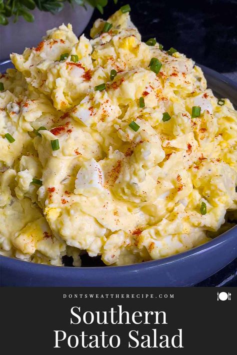 Southern potato salad in a bowl garnished with chives and paprika. Recipe For Potato Salad, Dill Relish, Grill Nation, Succotash Recipe, Sweet Pickle Relish, Southern Style Potato Salad, Best Potato Salad Recipe, Potatoe Salad, Southern Potato Salad