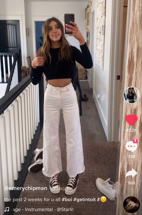 Preppy Outfits With White Jeans, Utah Girl Aesthetic Outfits, Emerychipman Outfits, Utah Girl Outfits For School, Utah Girl Fits, Utah Girl Aesthetic, Utah Fits, Preppy School Outfits, Utah Girl Outfits