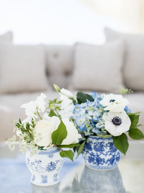 Blue And White Pottery Wedding, Chinoiserie Wedding Decor, White Wedding Inspiration, Sophisticated Boho, Chinoiserie Wedding, Regal Wedding, Porcelain Wedding, Blue And White Wedding, Blue White Weddings