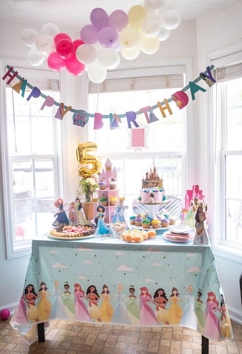 Princess Birthday Party Ideas, Magical Princess, Princess Birthday Party Decorations, Princess Theme Birthday, Disney Princess Birthday Party, Princess Theme Birthday Party, Elegant Casual Dress, 5th Birthday Party Ideas, Disney Birthday Party