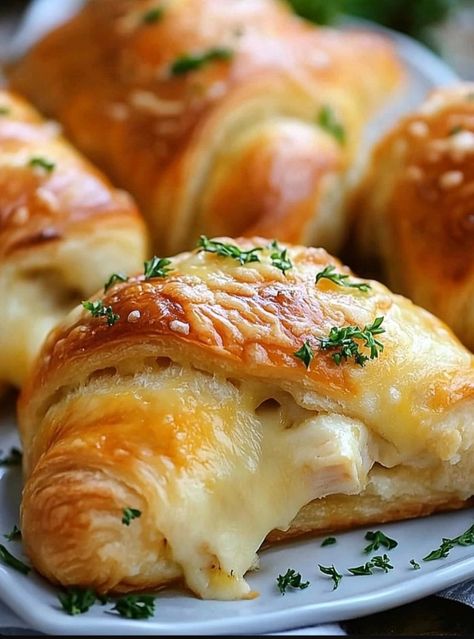 Chicken Pillsbury Crescents, Chicken Rolls Crescent, Chicken Wrapped In Crescent Rolls, Crescent Chicken Rolls, Creamy Chicken Crescent Rolls, Chicken Stuff Crescent Rolls, Chicken Stuffed Crescent Rolls Easy Recipes, Chicken Stuffed Croissants, Spinach Feta Stuffed Crescents