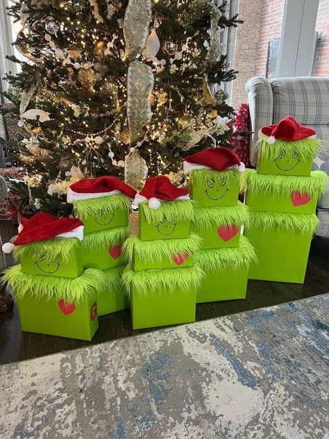 Grinch Present Wrapping, Grinch Decorating Ideas Outside, Grinch Valentine Box Ideas, The Grinch Themed Christmas, Grinch Christmas Fireplace, Grinch Boxes Stackable Diy, Christmas Gift Stacking Ideas, Grinch Christmas Presents, Diy Grinch Stocking