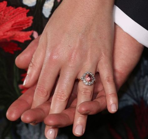 Princess Eugenie Engagement Ring, Kate Middleton Engagement Ring, Most Expensive Engagement Ring, Royal Engagement Rings, Expensive Engagement Rings, Jack Brooksbank, Pink Engagement, Royal Rings, Pink Engagement Ring