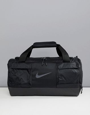 Mens Gym Bag, Man Bags, Gloves For Men, Training Gloves, Gym Accessories, Gym Essentials, Nike Training, Football Outfits, Gym Bags