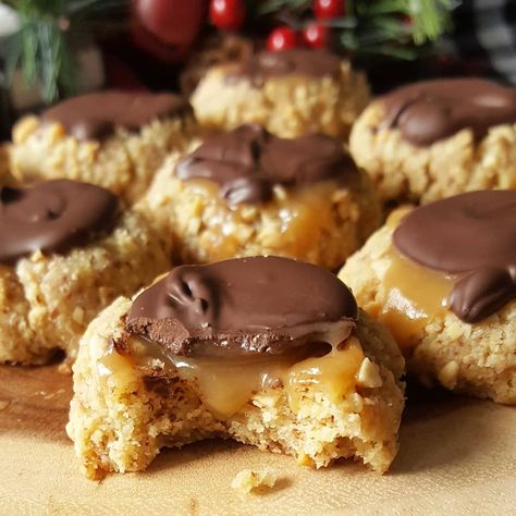 Turtle Thumbprint Cookies Recipe, Turtle Thumbprint Cookies, Thumbprint Cookie Recipe, Thumbprint Cookie, National Cookie Day, Keto Christmas Cookies, Turtle Cookies, Thumbprint Cookies Recipe, Low Carb Ice Cream