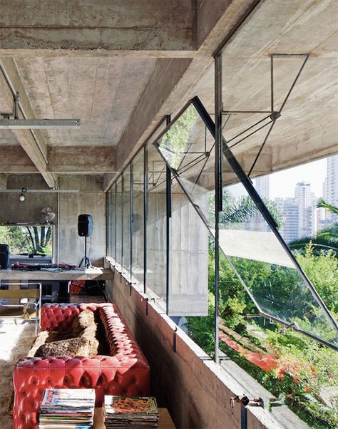 Concrete Home, Steel Windows, Concrete House, Design Hotel, Alvar Aalto, Brutalism, A Living Room, Window Design, Interior Design Trends