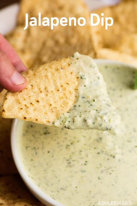 Chips Creamy Jalapeño Dip, Jalapeno Dip Recipes, Cilantro Ranch, Creamy Jalapeno Dip, Jalapeño Dip, Summer Dip, Jalapeno Dip, Eat Enough, Creamy Jalapeno