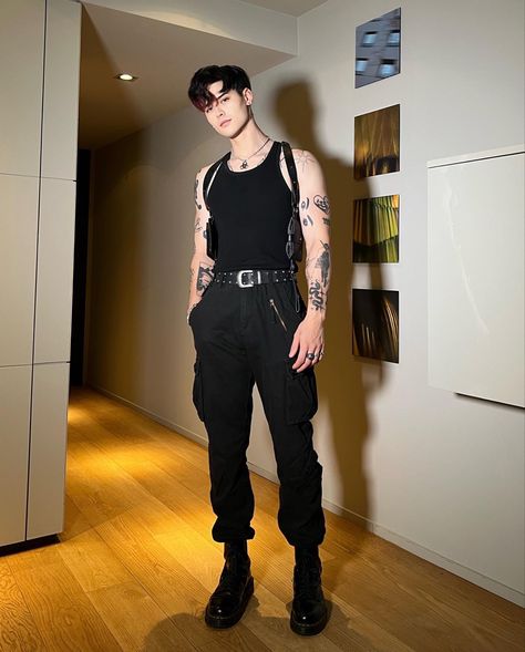 Cargo Pants Boots Outfit Men, Cosplay Characters Men Anime, Tanktop Mens Fashion, Male Night Club Outfits, Anime Streetwear Outfit Men, Leather Goth Outfit Men, Mens Festival Looks, Men’s Techno Outfit, Tanktop Outfit Boys