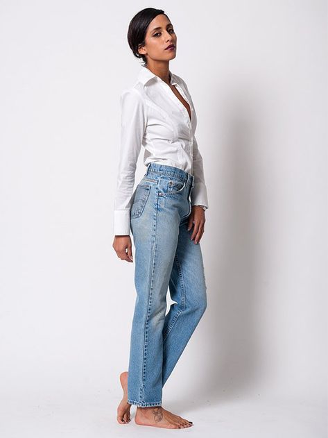 Levi Jeans Women Outfits, Levis 550 Jeans Outfit, Levi 501 Jeans Women Outfit, Vintage Levis Jeans Outfit, Levis Women Outfits, Best Levis Jeans For Women, 501 Levis Women Outfits, Levi 501 Jeans Women, 501 Outfit