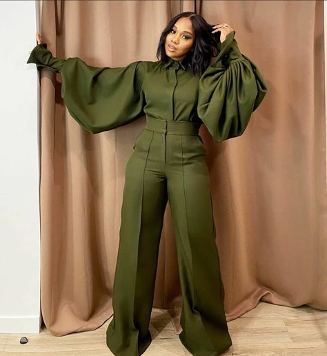 Pantsuits For Plus Size Women, Two Piece Office Wear, Out With Friends Outfit Casual, Sarah Jakes Roberts Outfits, Fashionable Office Outfits, Elegante Dress Classy, Dressy Casual Work Outfits, Stylish Jumpsuit Fashion, Sarah Jakes Roberts Fashion