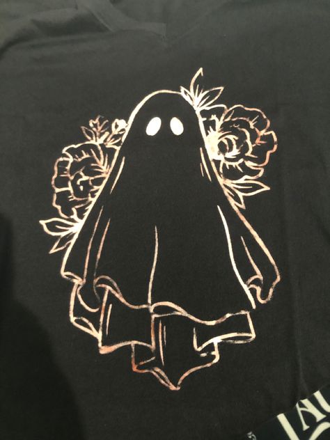 Couture, Bleach Ghost Shirt, Bleach Art On Black Shirt, Ghost Bleach Shirt, Bleach Painting Hoodie Designs, Bleached Shirt Designs Alt, Bleach Jean Jacket Diy, Bleach Painting Clothes Goth, Bleach Dye Painting