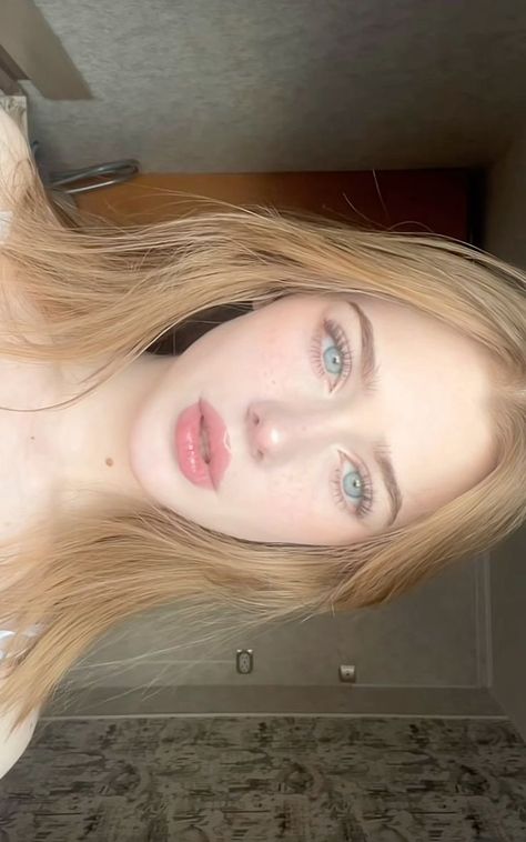 Pale Face Claim, Angel Beauty Face Claim, Best Blonde For Pale Skin, Face Claim Dr, Very Pale Skin, Pale Eyes, Pale Girls, Pale Skin Beauty, Pale Girl Makeup