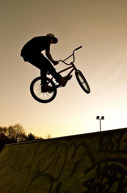 Gary Cameron Kirky Skate Park November 2011 - BMX