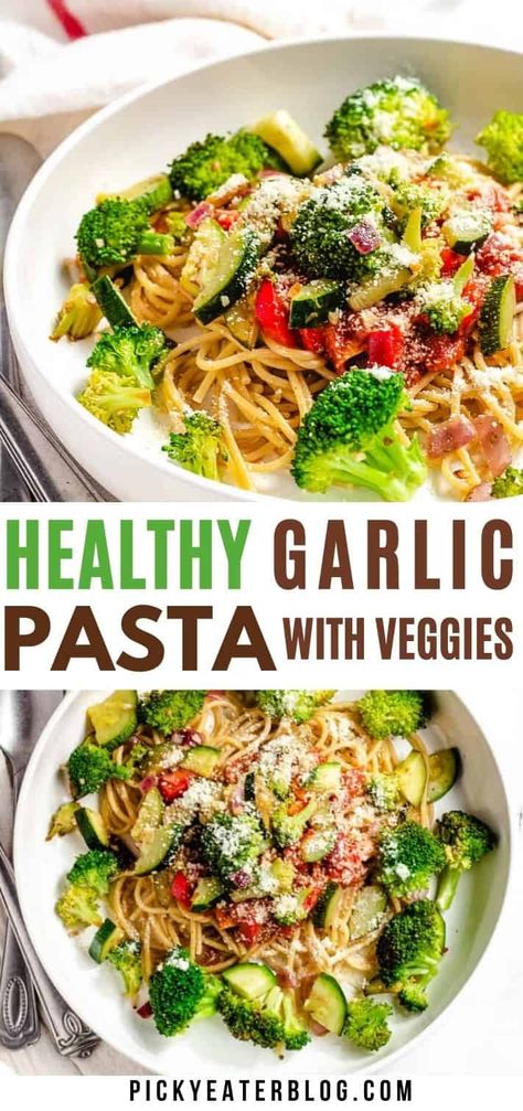 This flavorful Garlic Pasta is made with fresh broccoli, zucchini, red onions, seasonings, whole wheat spaghetti, and is topped with parmesan cheese. This easy Italian dish is a delicious, guilt-free solution to healthy eating. Essen, Healthy Garlic Pasta, Wheat Pasta Recipes Healthy, Wheat Pasta Recipes, Veggie Pasta Recipes, Broccoli Zucchini, Healthy Spaghetti, Healthy Pasta Dishes, Cake Pizza