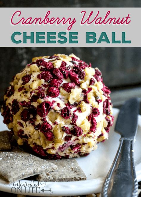 Walnut Cheese Ball, Walnut Cheese, Cream Cheese Ball, Entertaining Food, Ball Recipes, Cheese Wine, Festive Appetizers, Cranberry Cream Cheese, Gluten Free Appetizers