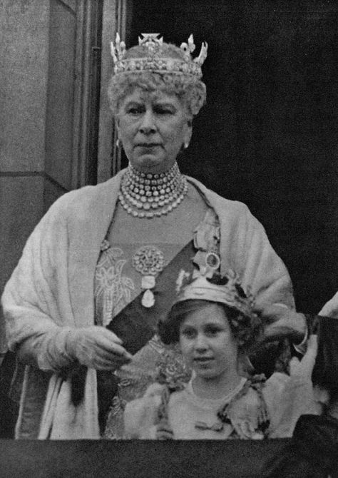 Queen Marie Of Romania, Marie Of Romania, Queen Elizabeth The Queen Mother, Royal Crown Jewels, The Queen Mother, King George Vi, Hm The Queen, English Royalty, Royal Crowns