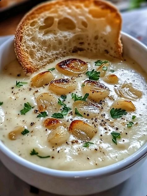 health meal, low carbs meals, keto meal Garlic Bisque Soup, Soup With Broth Recipes, Country Garlic French Soup, Roasted Garlic Bisque, Delicious Fall Soups, French Country Garlic Soup, Country Garlic Soup, Unique Crockpot Soups, Caramelized Onion Soup