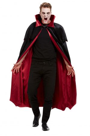 Vampire Cape, Halloween Capes, Gothic Costume, Cape Costume, Spooky Costumes, Capes For Kids, Velvet Cape, Vampire Costume, Halloween Vampire