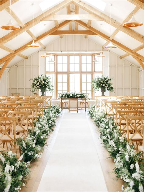 Luxury fine art wedding photography at Hyde House | Green & White floral installation at Hyde House | Cotswolds wedding photography White Floral Installation, Hyde House, Stow On The Wold, House Green, Floral Installation, Flower Wall Wedding, Floral Wedding Decorations, Cotswolds Wedding, Flower Installation