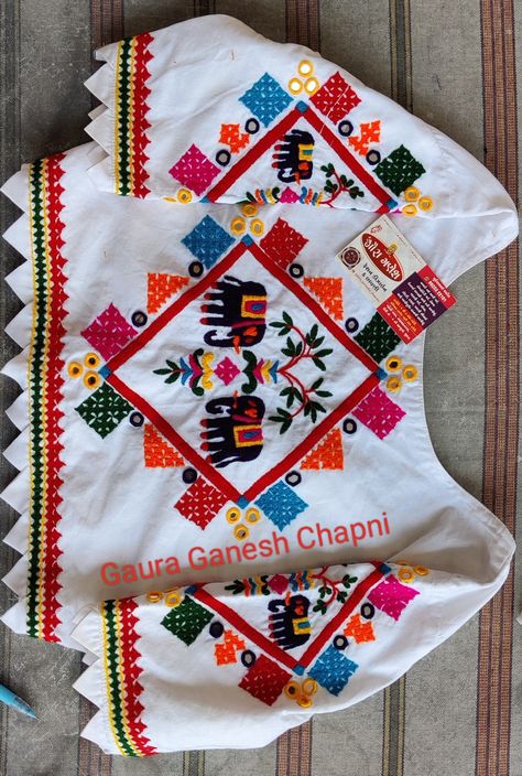 Hand Work Blouse Design For Navratri, Gaura Ganesh Chapni & Work, Bavliya Bharat Blouse, Sada Work Blouse, Sada Bharat Work, Sadu Bharat Blouse, Sadu Work Blouse, Kachi Work Blouse, Kutchi Work Blouse