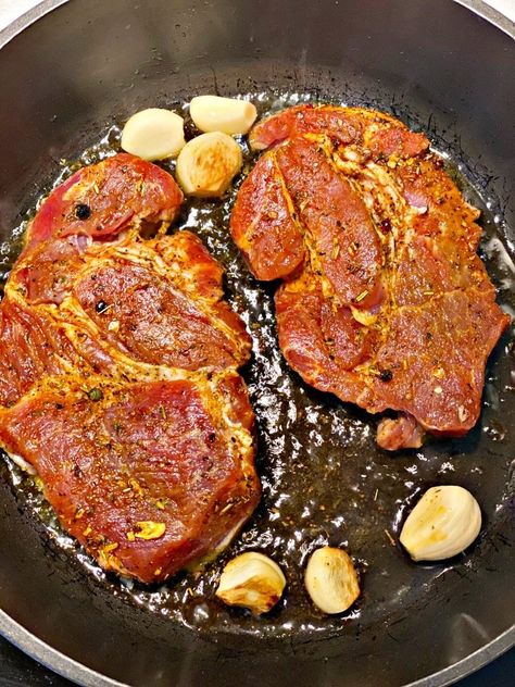 Healthy Pork Steaks, Quick And Easy Pork Steak Recipes, Pork Steak Meals Dinners, Pork Steak Cast Iron Skillet, Pork Flank Steak Recipes, Thick Pork Steak Recipes, Meals With Pork Steak, Asian Pork Steak Recipes, Fresh Pork Steak Recipes