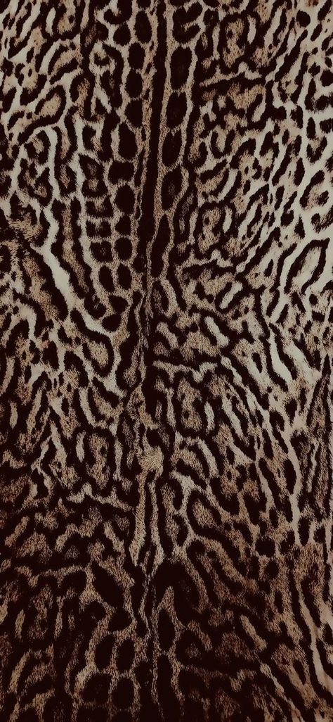 Leopard Print Background, Cheetah Print Wallpaper, Animal Print Wallpaper, Iphone Lockscreen, Iphone Wallpaper Photos, Iphone Wallpaper Themes, Phone Wallpaper Patterns, Macbook Wallpaper, Printed Backgrounds