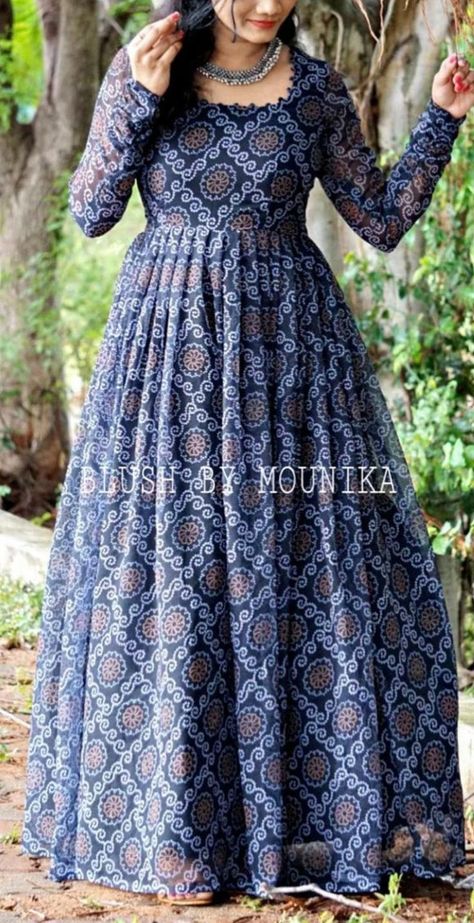 Pin by HEYYY on GOWN - indian | Fancy dresses long, Long gown design, Designs for dresses Long Kurta Designs, Simple Frock Design, Long Frock Designs, Long Gown Design, Simple Frocks, Anarkali Dress Pattern, Girls Frock Design, Long Dress Design, Salwar Kamiz