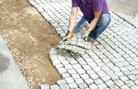 Paver Mats, Driveway Apron, Diy Driveway, Cobblestone Driveway, Asphalt Driveway, Concrete Patios, Gravel Driveway, Driveway Entrance, Driveway Design